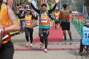 BIB: 47007, 45236
                            <button type="button" onclick="openModal(8243316)" class="btn btn-primary btn-sm float-right btn-popup" data-toggle="modal" data-target=".modal-high-quality">
                        <i class="fas fa-shopping-cart"></i> Add to Cart
                    </button>
                                            <button type="button" onclick="isThisMe(8243316, true)" class="btn btn-success btn-sm float-right btn-popup btn-isme hidden" data-toggle="tooltip" data-placement="bottom" title="นี่คือรูปของคุณใช่ไหม คลิกที่นี่เพื่อเอาเข้าอัลบั้ม">
                        <i class="fas fa-plus"></i> Add to album
                    </button>
                    <button type="button" onclick="isThisMe(8243316, false)" class="btn btn-warning btn-sm float-right btn-popup btn-isnotme hidden">
                        <i class="fas fa-ban"></i> Remove from album
                    </button>